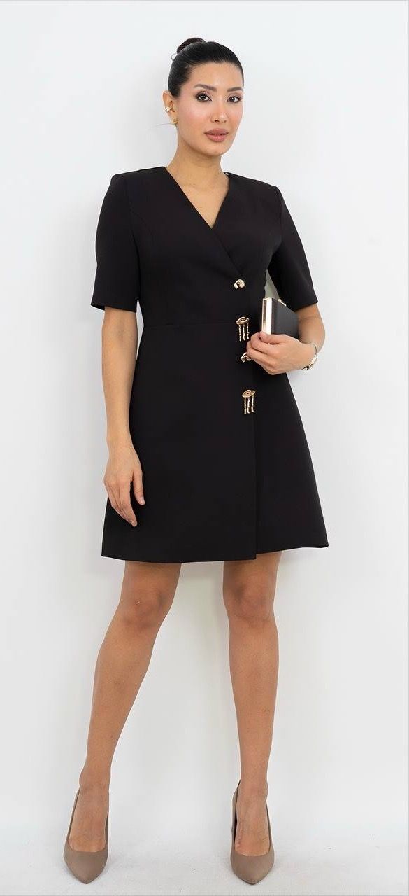 Broş Detaylı Mini Elbise 7