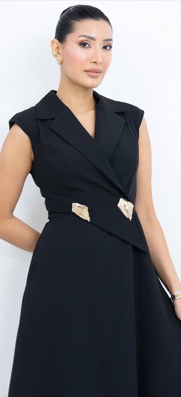 Düğme Detaylı Elbise 7