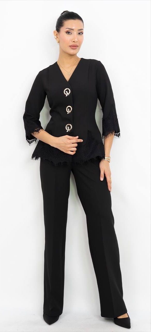 Düğme Detaylı V Yaka Takım Elbise