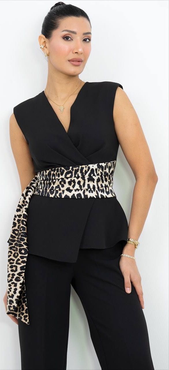 Kemer Detaylı Takım Elbise