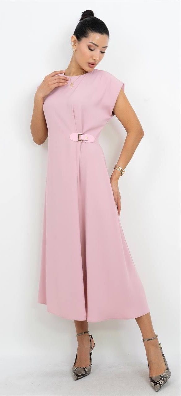 Kemer Detaylı Uzun Elbise