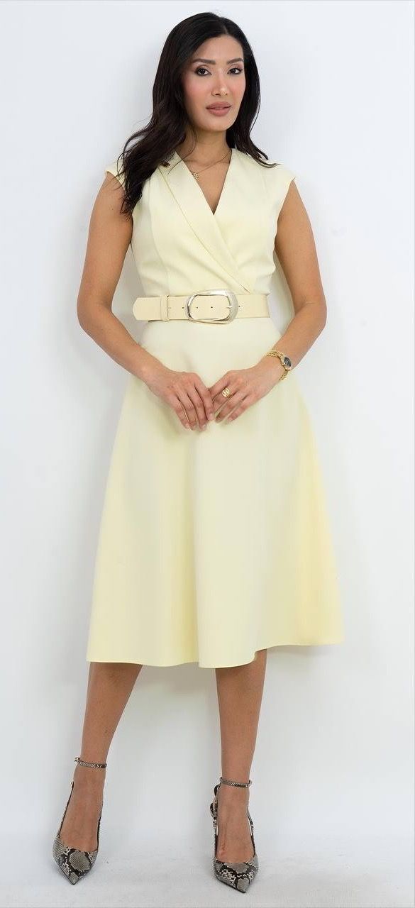 Kemer Detaylı V Yaka Elbise