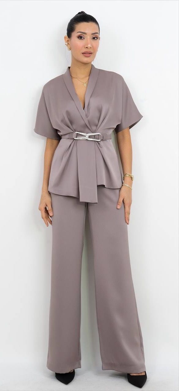 Kemer Detaylı V Yaka Takım Elbise 4