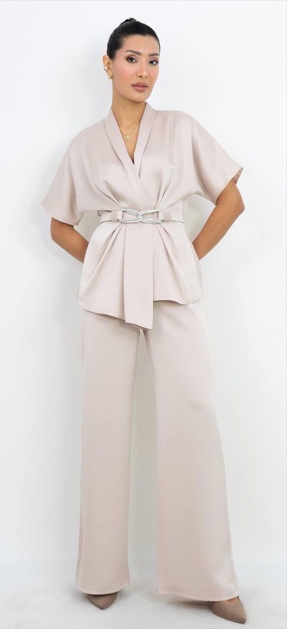 Kemer Detaylı V Yaka Takım Elbise 6