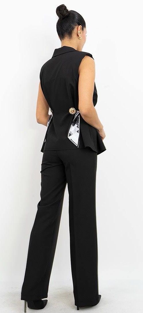 Kemer Detaylı V Yaka Takım Elbise 4