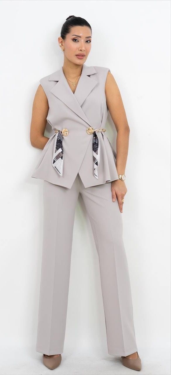 Kemer Detaylı V Yaka Takım Elbise 6