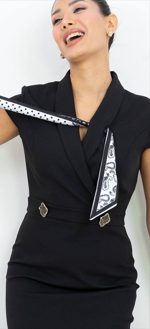 Şal Detaylı V Yaka Elbise 3