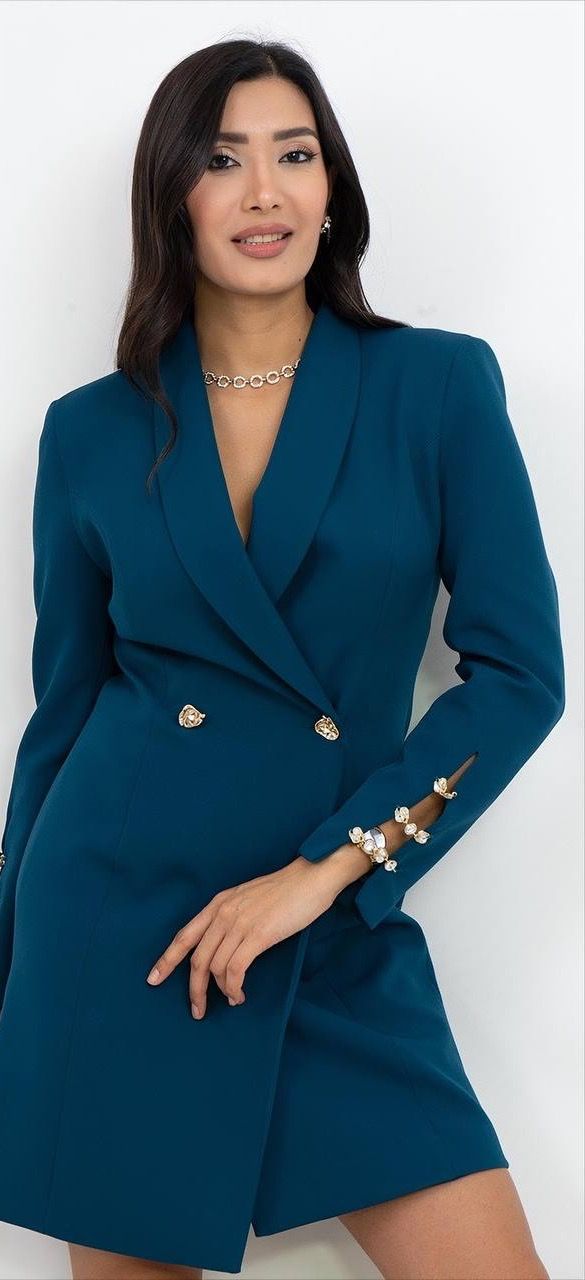 Sırt Dekolteli Uzun Kollu Elbise