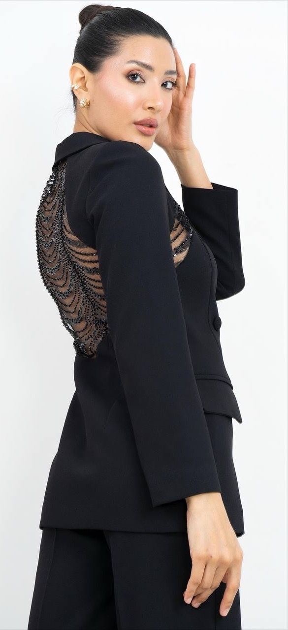 Back Detail Suit Set 2