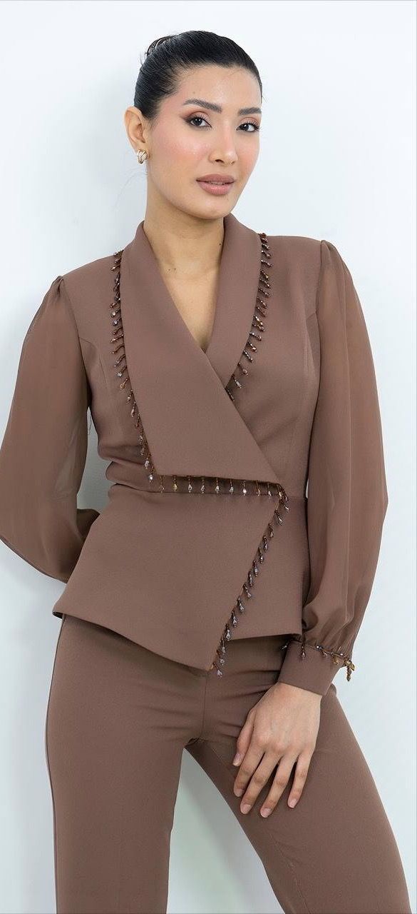 Tül Detaylı Takım Elbise 2