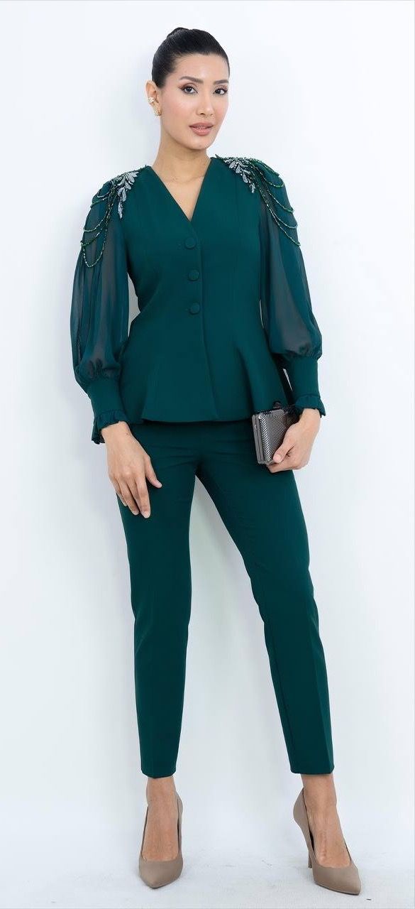 Tül Detaylı Takım Elbise