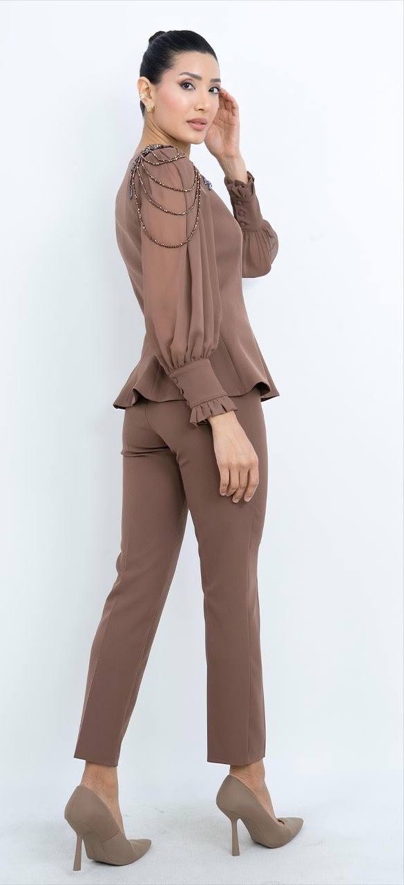 Tül Detaylı Takım Elbise 4