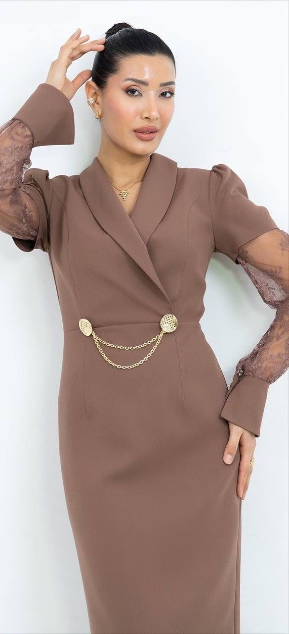 Tül Detaylı V Yaka Elbise 2