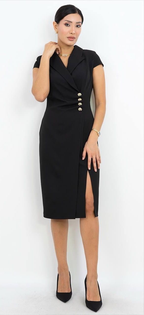 Yırtmaçlı V Yaka Elbise 8