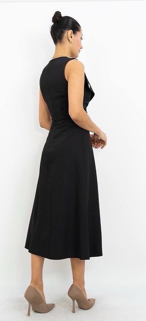 Yırtmaçlı V Yaka Elbise 2