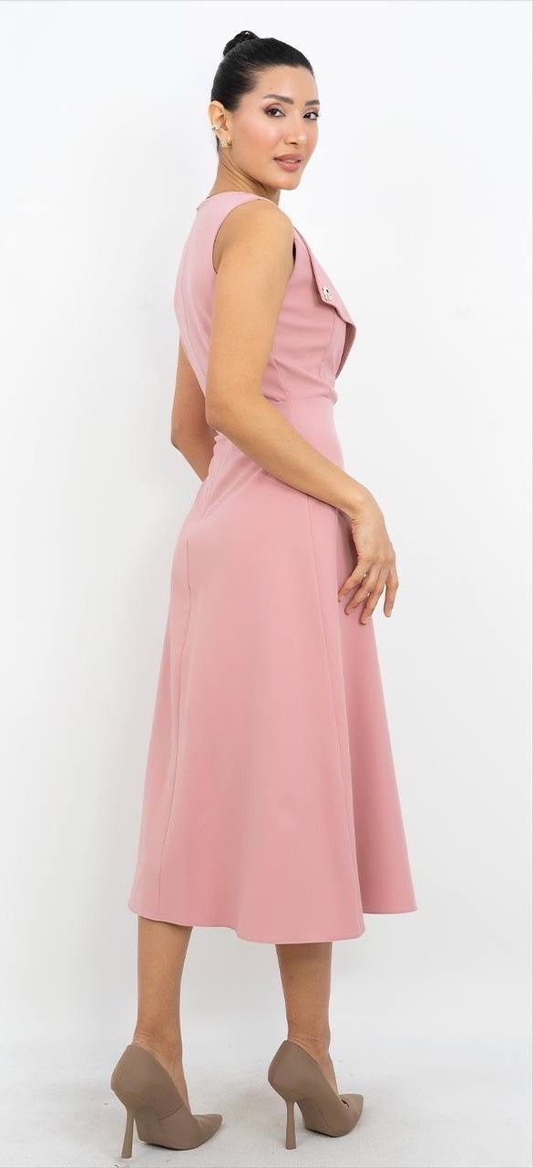 Yırtmaçlı V Yaka Elbise 4